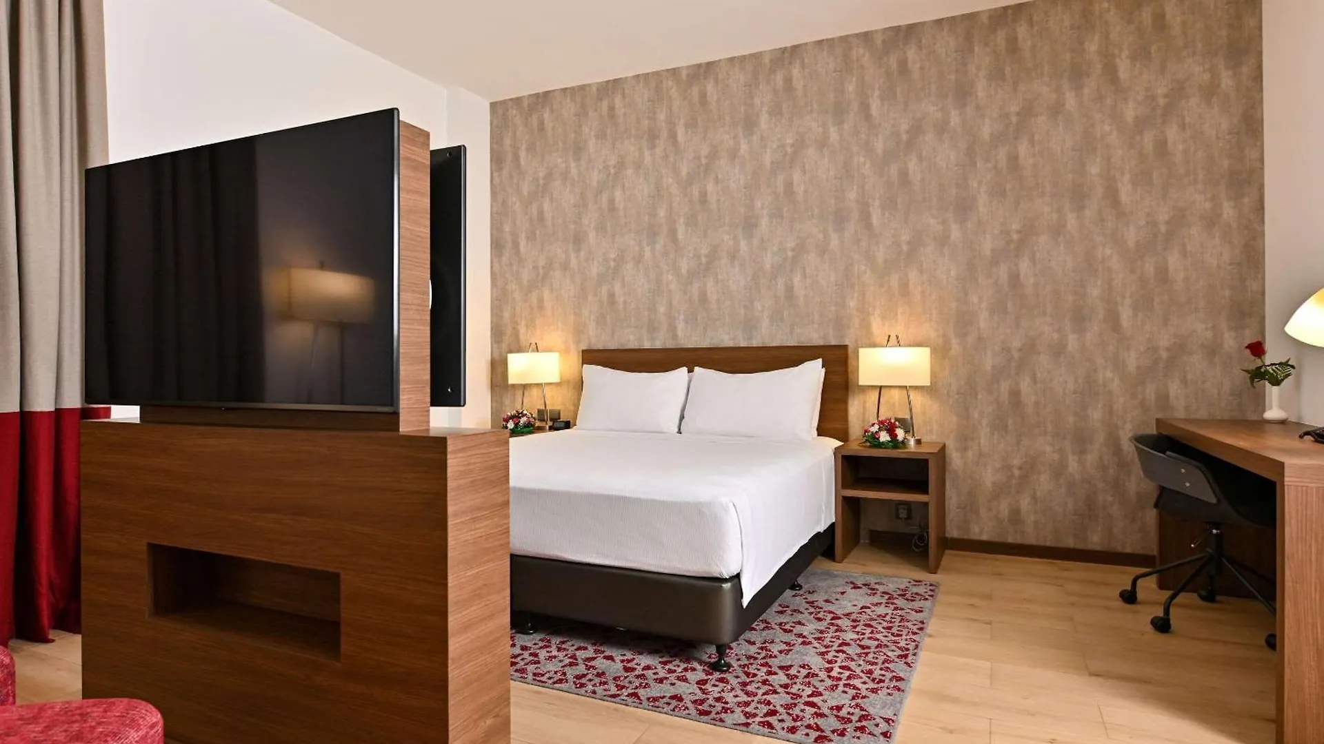 Comfort Hotel Jeddah King Road