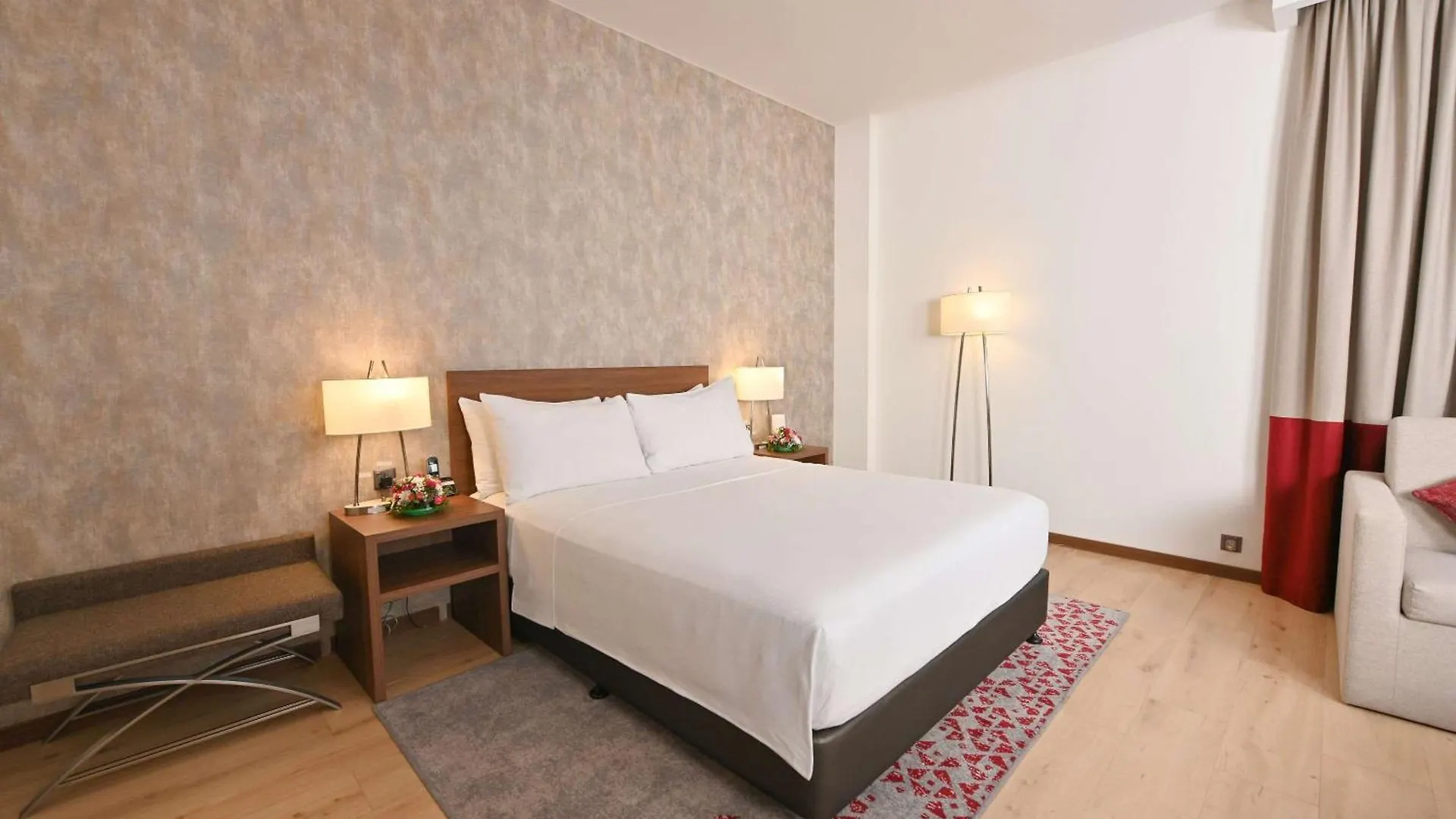 Comfort Hotel Jeddah King Road